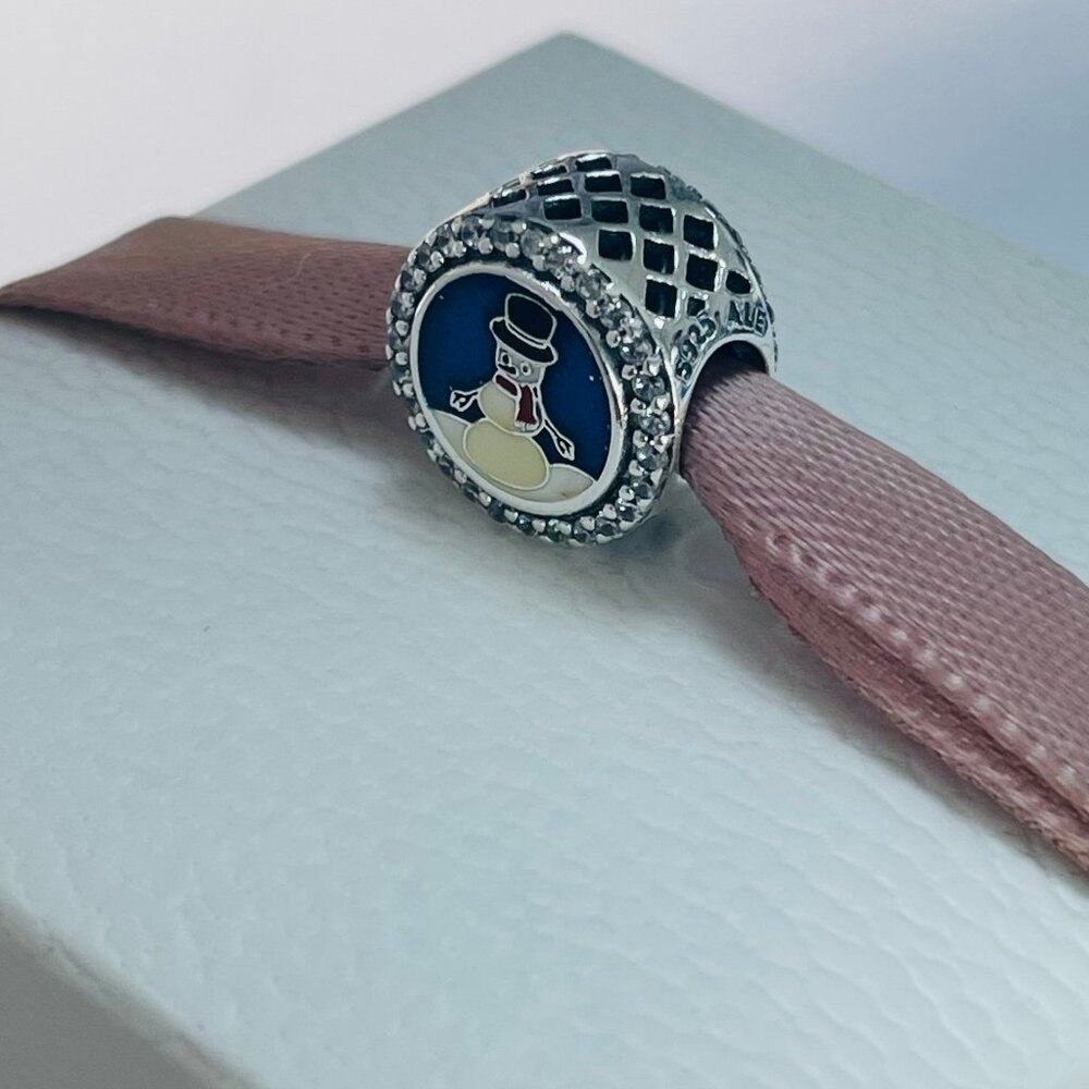 Pandora Winchester VA Exclusive Charm